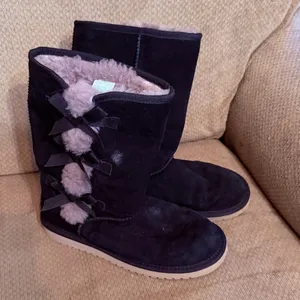 UGG Koolaburra Boots with Bows Black Size 8 thumbnail 4
