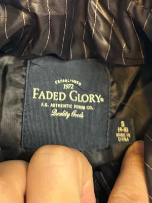Faded Glory Black Pinstripe Puffer Vest Size Small thumbnail 7