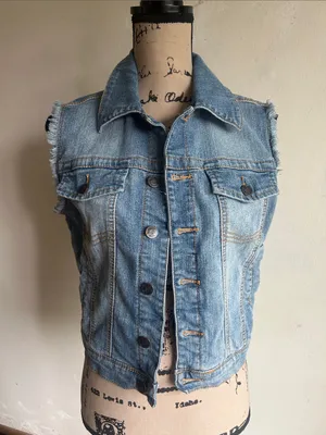 American Rag Denim Sleeveless Vest Size Medium thumbnail 4
