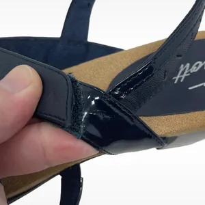 Trotters “Marvie” Navy Blue Leather Heeled Hook & Loop Sandals Women’s 8.5 Wide thumbnail 5