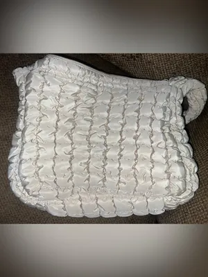 Wild Fable Off-White Puffer Hobo Crossbody Shoulder Bag NWOT purse tote thumbnail 4