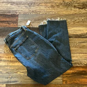 Old Navy high rise Slouchy straight jeans size 14 thumbnail 3