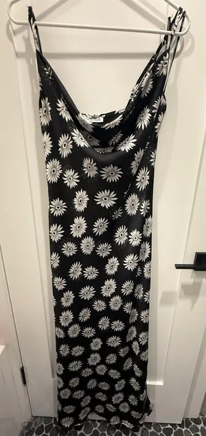 Guess Dress thumbnail 1