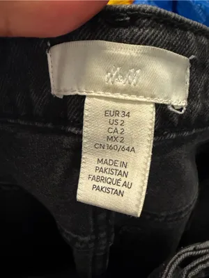 H&M Black High Rise Wide Leg Cotton Blend Jeans Size 2 thumbnail 2
