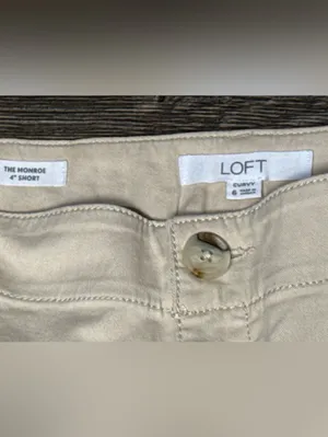 LOFT Monroe Curvy 4” Chino Shorts Beige Size 6 Women’s Classic Summer thumbnail 5