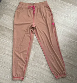 Fabletics Waffle Knit Relaxed Fit Lounge Set Size M thumbnail 6