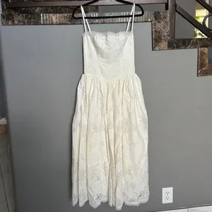 NWOT House of CB Chloe White Custom Lace + Cotton Midi Dress thumbnail 2
