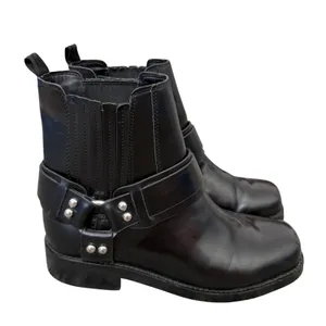 Marc Fisher LTD Black Leather Harness Square Toe Ankle Biker Boots Size 6 thumbnail 2
