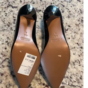Coach Zoee Pump Women 6.5B Black Patent Leather Officecore Pointed Stiletto Heel thumbnail 6