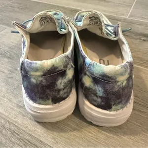 Hey Dude Shoes Youth 4 Womens 5 Wendy Tie Dye Ocean Storm Sneakers Flats thumbnail 3