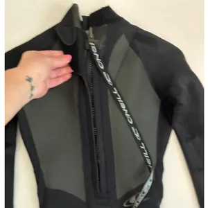 O'Neill Epic Womens 4 Black 3/2mm Back Zip Full Wetsuit Long Sleeve 0696 thumbnail 9