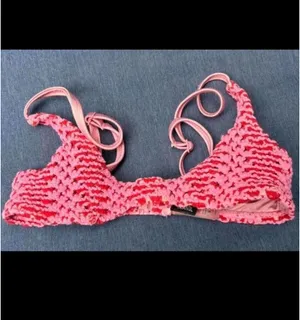 Triangl Crochet Bikini Top thumbnail 2