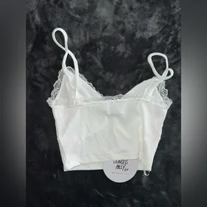 Princess Polly Alexi Top in White Size 4 New with tag thumbnail 8