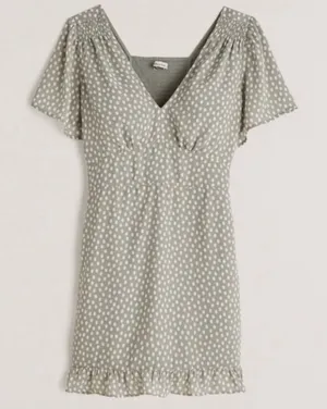 Abercrombie Flutter Sleeve Dress in Mint Dot Smocked- Size Medium thumbnail 1
