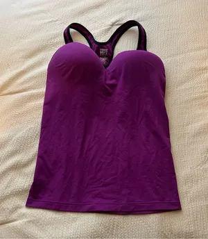 Pink yoga Victoria’s Secret top thumbnail 1