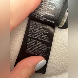 The North Face White And Gray Fleece Jacket thumbnail 3