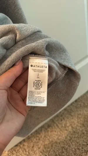 Athleta cropped gray quarter zip  thumbnail 3