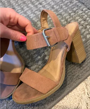 4 inch Muave heels Brown Size 7 thumbnail 5