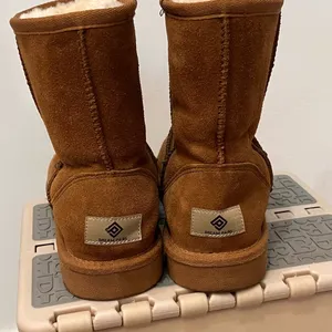 Dream Paris Women's Shorty Mid Calf Winter Snow Boots size 7 thumbnail 3