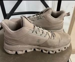 7.5 On Cloud Hi Monochrome Desert/Taupe High-top running Sneakers thumbnail 5