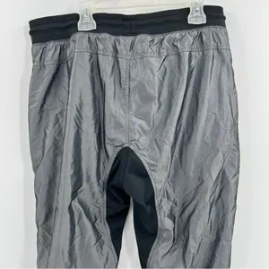Nike Woven T2 Training Joggers Women M Gray Mesh Lined Tapered Track Pants thumbnail 6
