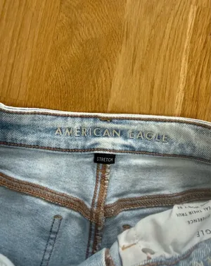 American Eagle Ripped Jeans thumbnail 3