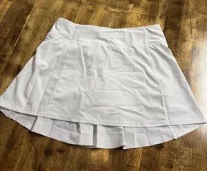 Mondetta White athletic skirt thumbnail 1