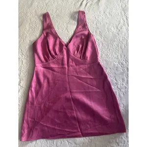 Nasty Gal Satin V Neck Ruched Bust Mini Dress SIZE 10 thumbnail 2