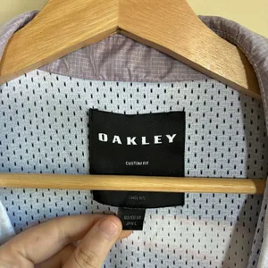 Oakley custom fit multicolor button front rain jacket women's size M windbreaker thumbnail 3