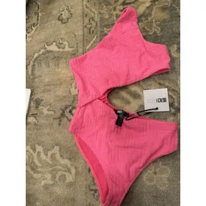 Beach Riot Celine Cutout One Piece Swimsuit strawberry moon size M NWT $158 thumbnail 7