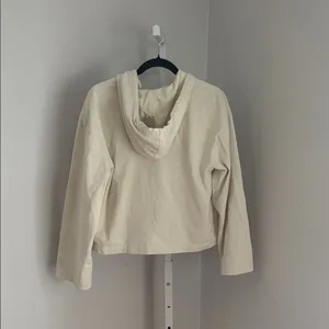 Nike Full Zip Hoodie Cream Loose Fit Waist Length Boxy Full Zip up Jacket Size S thumbnail 2