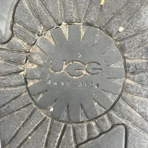 UGG Women's Water Resistant Suede Pull-On Fur‎ Carter Winter Boots Black Size 5 thumbnail 9