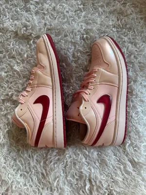 Nike Air Jordan 1 Low sneakers in light orange and pink. Worn once. Sz women 9 thumbnail 5