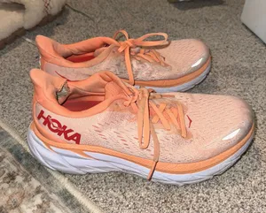 Hoka Bondi 8 Women’s Sneakers thumbnail 1
