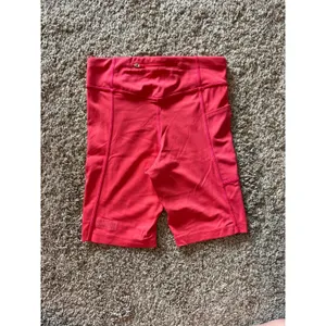 Smartwool berry red athletic biker shorts thumbnail 3