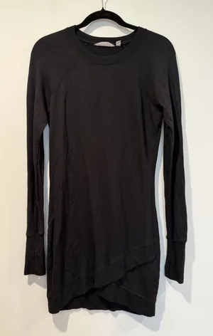 Athleta Dress Women Small** Black Pullover Thumb Holes Travel Minimal Athleisure thumbnail 1