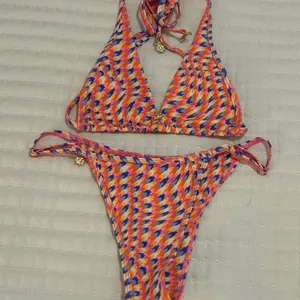 Kulani Kinis Vibrant Houndstooth Bikini thumbnail 1