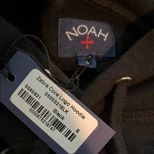 Noah Zebra core logo hoodie Black thumbnail 4