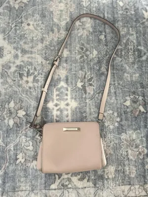 Steve Madden Pale Pink Women’s Crossbody Handbag W/Adjustable Strap thumbnail 3