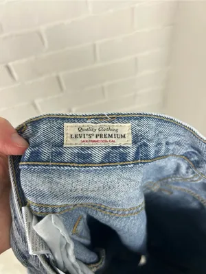 Levi’s Cotton Distressed Denim Jeans Size 29 thumbnail 2
