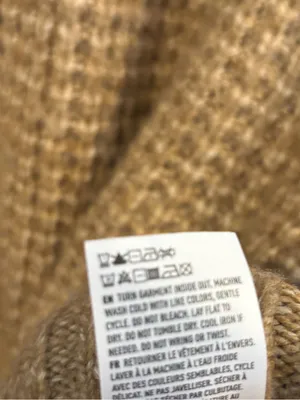 American Eagle tan oversized v neck sweater size XL thumbnail 7