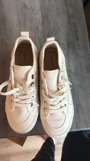 Maurice’s lace shoes thumbnail 3