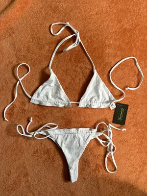 Frederick's of Hollywood WHITE MICRO BIKINI thumbnail 2