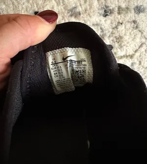 Nike Sneakers thumbnail 6