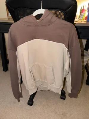 Hollister Baggy Fit Sweatshirt thumbnail 1