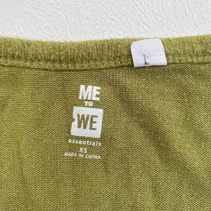 Me To We Olive Green Ruched Crop Top XS Long Sleeve Boho Y2K thumbnail 5