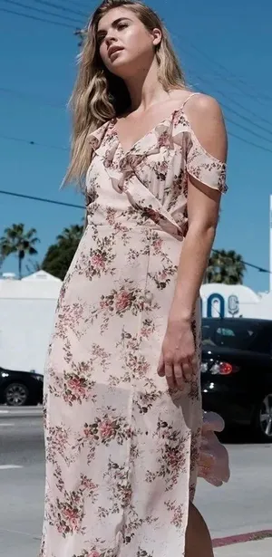 ✨Tall Annia Printed Cold Shoulder Maxi Dress✨ thumbnail 1