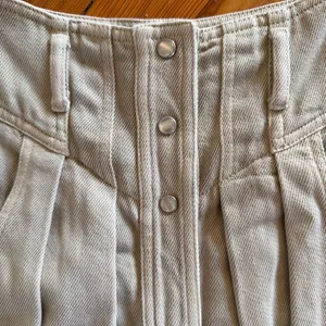 Isabel Marant Etoile Tigrane Mother of Pearl Button Front Mini Skirt in Ecru thumbnail 3