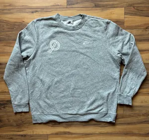 Nike Gray woman’s Crewneck thumbnail 1