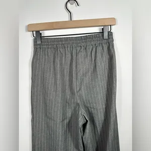 Primark Gray Pinstripe Pleated Wide Leg Trousers Dress Pants Size 2 thumbnail 6
